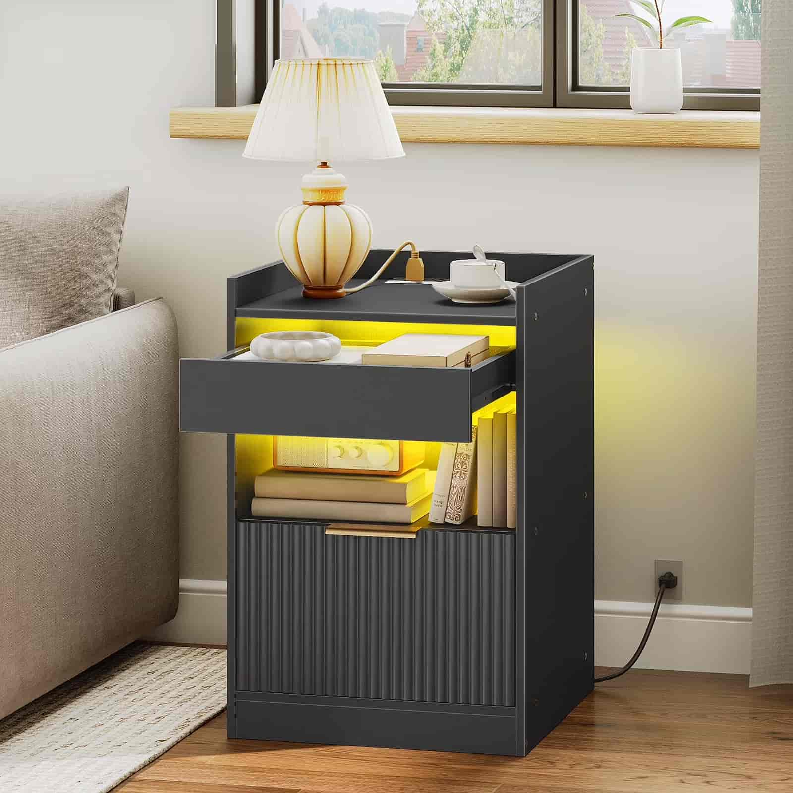 hoobro-nightstands-table-de-chevet-led-noire-avec-chargeur-tiroir image 5